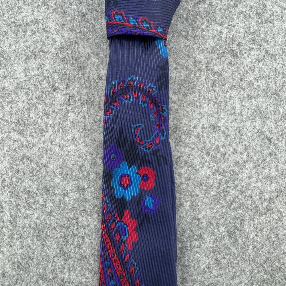 Dilena Necktie Mens OS Paisley Floral Navy Blue Silk Ribbed Made in Italy EUC